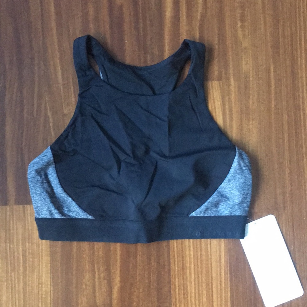 Lululemon bob and weave women’s bra